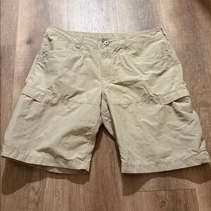 The North Face Cargo Shirts Size 34